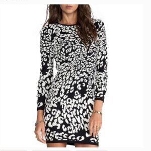 BARDOT | US6 | black and white leopard print knit long sleeve bodycon dress